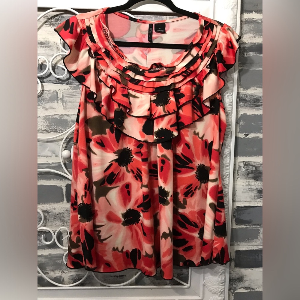 Red Blossoms Ruffled Top